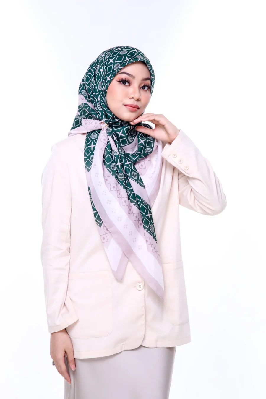 Jade Aura Hijab - Image 4
