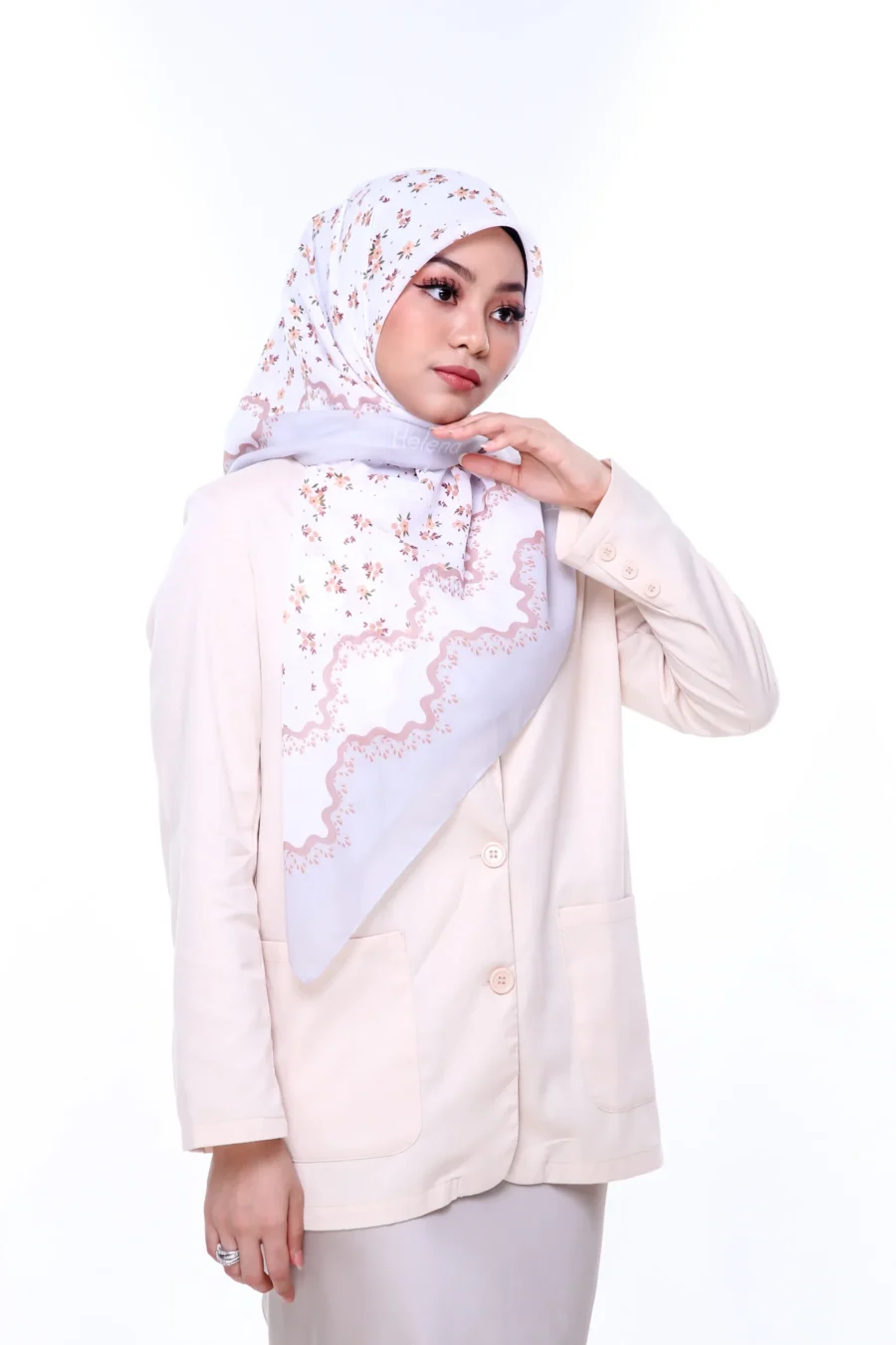 Luna Glow Hijab - Image 4