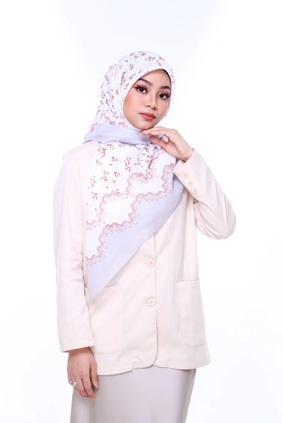 Luna Glow Hijab - Image 2