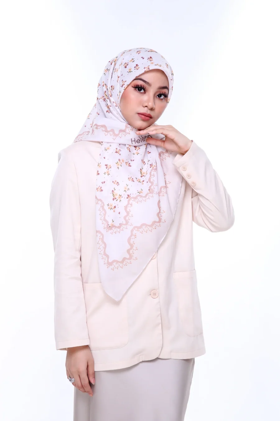 Creme Veil Hijab - Image 4